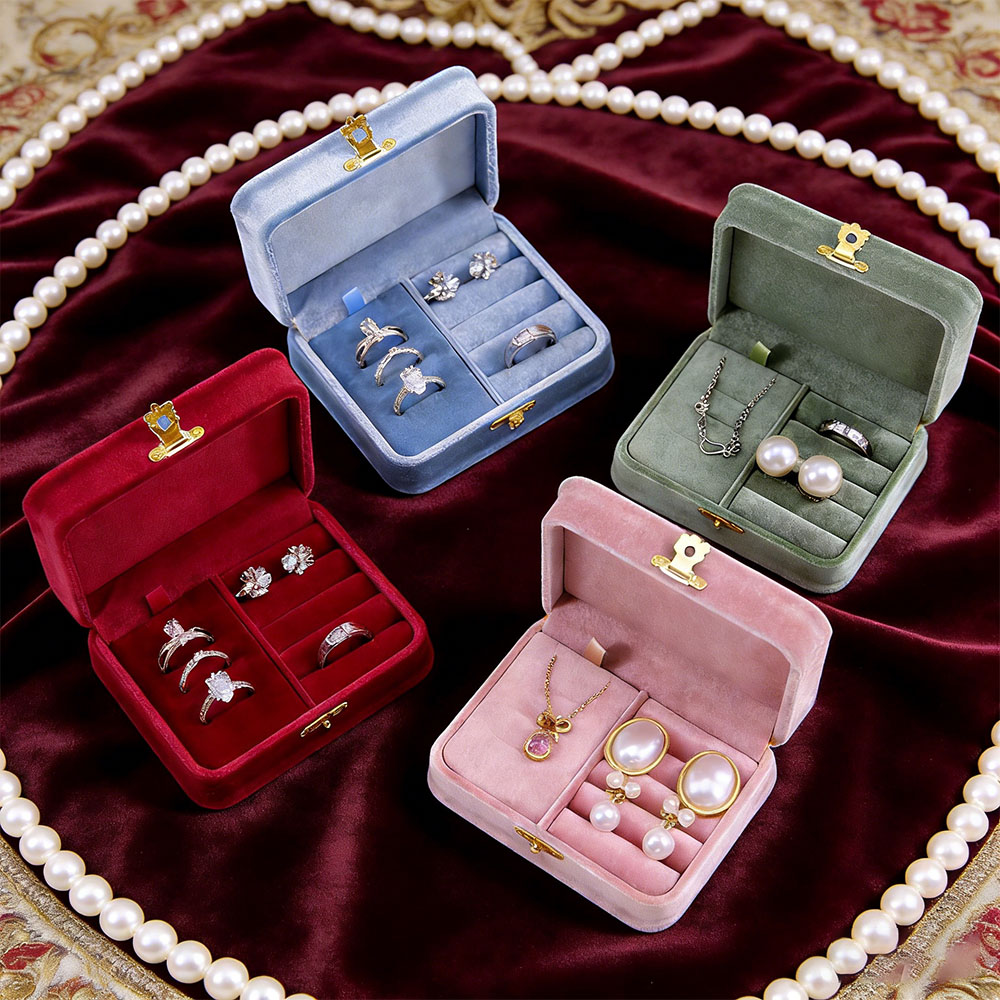 Personalized velvet jewelry bo - огляд і ціна Personalized Name Box